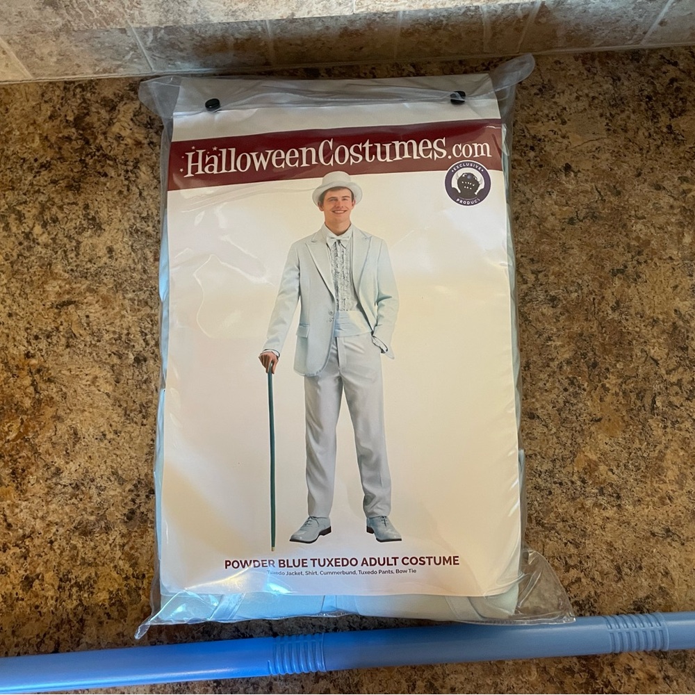 Blue Tuxedo (Harry) from Dumb and Dumber movie in package men’s size large.